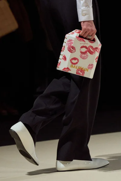 Look 13